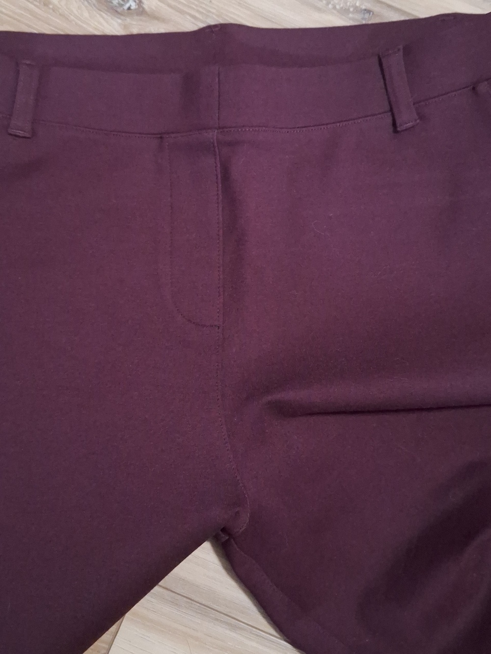 Quince Ultra-Stretch Ponte Straight Pants Rich Burgundy L NWOT - Picture 5 of 5